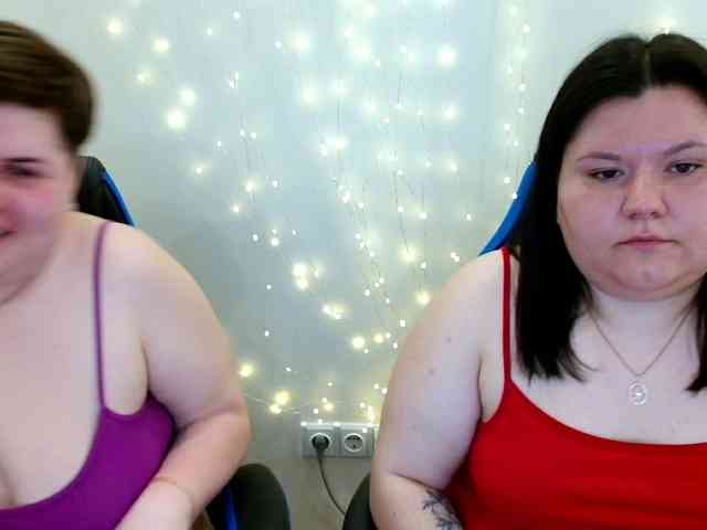 BeckyAndEllen webcam