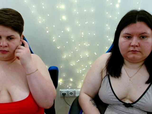 BeckyAndEllen webcam