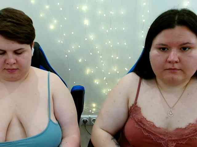 BeckyAndEllen webcam