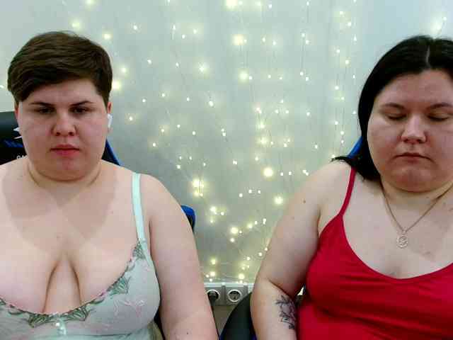 BeckyAndEllen webcam