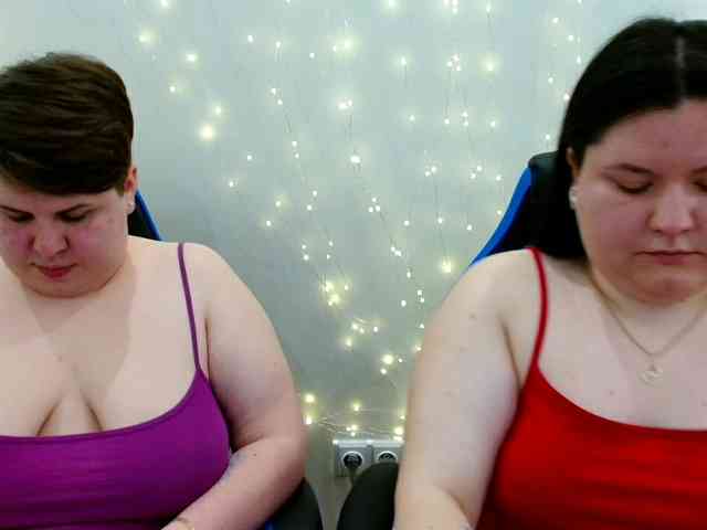 BeckyAndEllen webcam