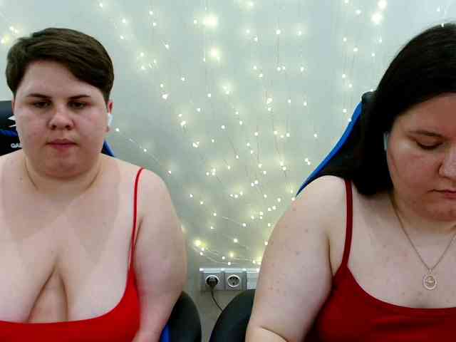 BeckyAndEllen webcam