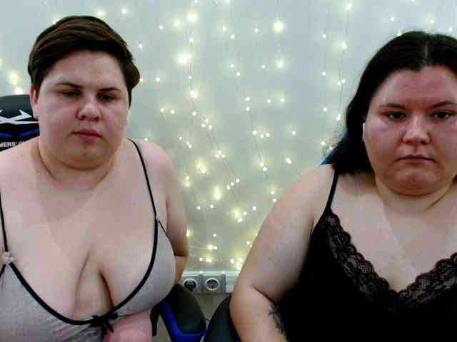 BeckyAndEllen webcam