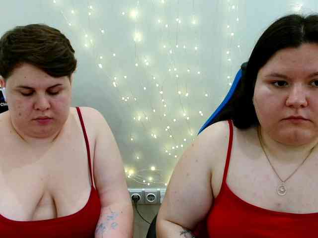 BeckyAndEllen webcam
