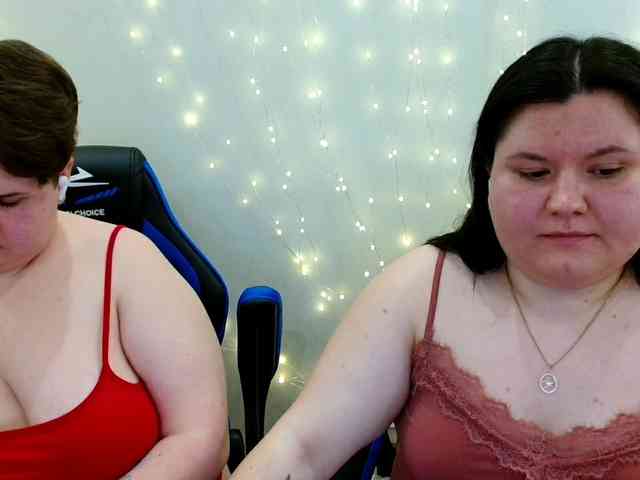 BeckyAndEllen webcam