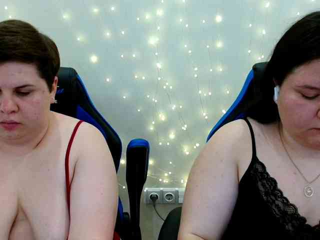BeckyAndEllen webcam