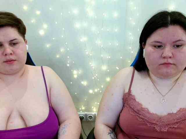 BeckyAndEllen webcam