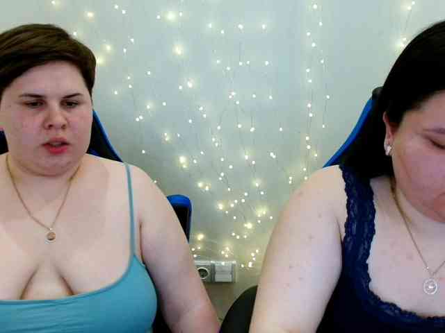 BeckyAndEllen webcam