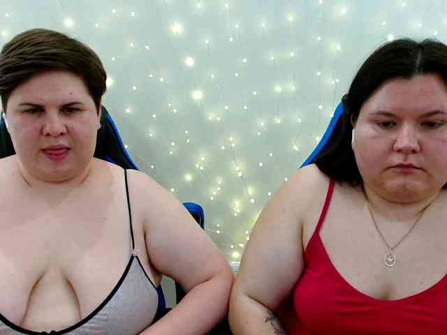 BeckyAndEllen webcam