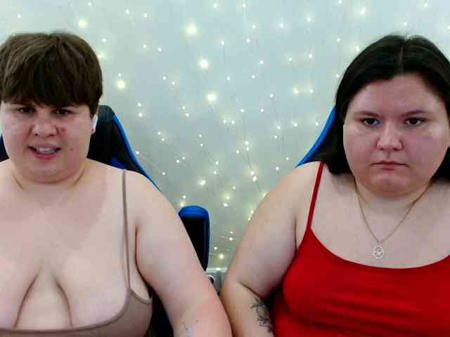BeckyAndEllen webcam