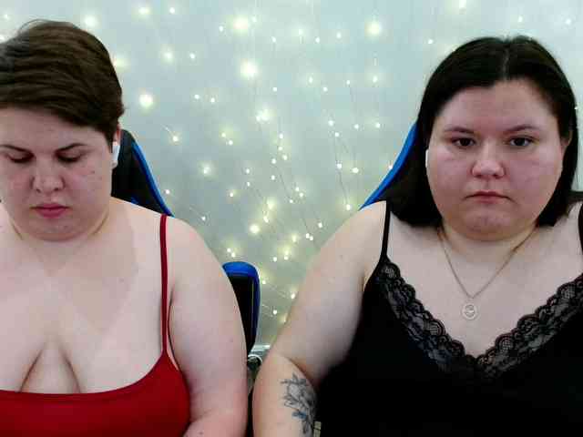 BeckyAndEllen webcam