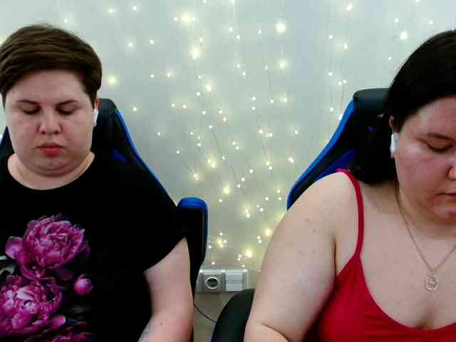 BeckyAndEllen webcam