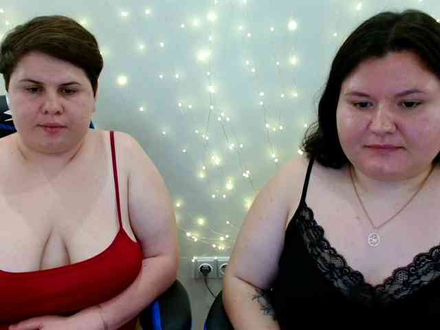 BeckyAndEllen webcam