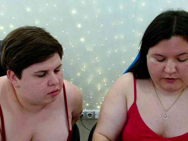 BeckyAndEllen webcam