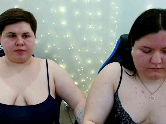 BeckyAndEllen webcam