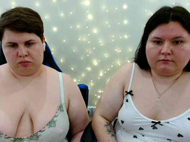 BeckyAndEllen webcam