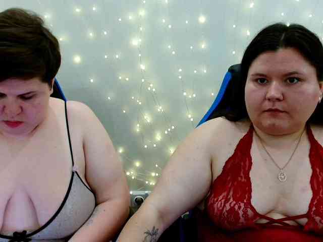 BeckyAndEllen webcam