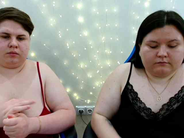 BeckyAndEllen webcam