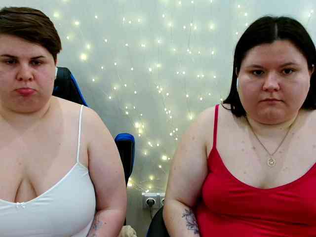 BeckyAndEllen webcam