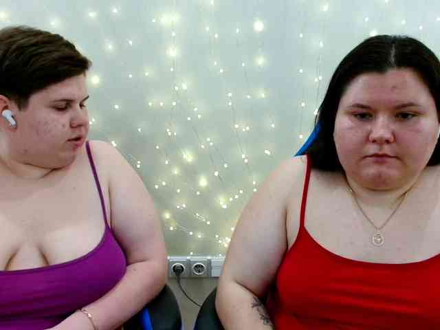 BeckyAndEllen webcam