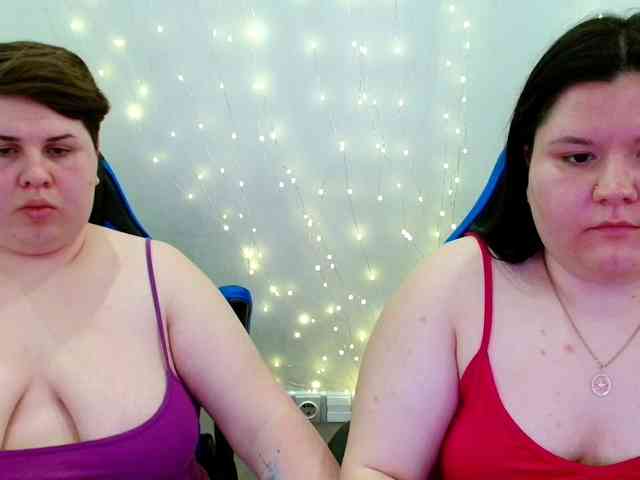 BeckyAndEllen webcam