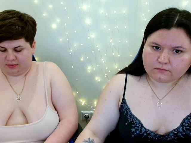 BeckyAndEllen webcam
