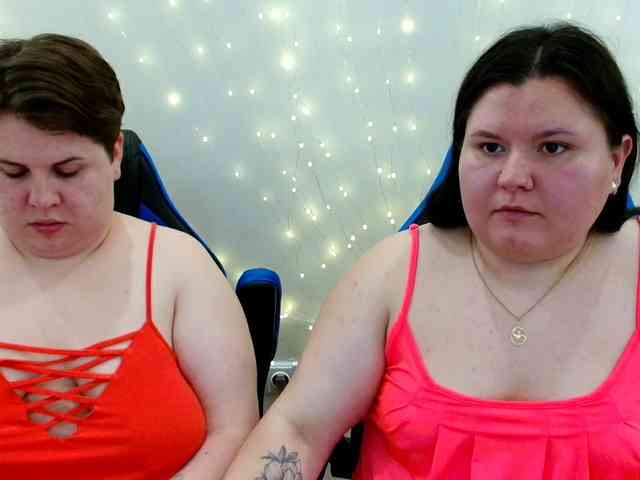 BeckyAndEllen webcam