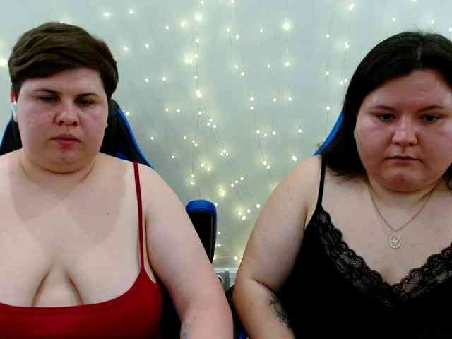 BeckyAndEllen webcam