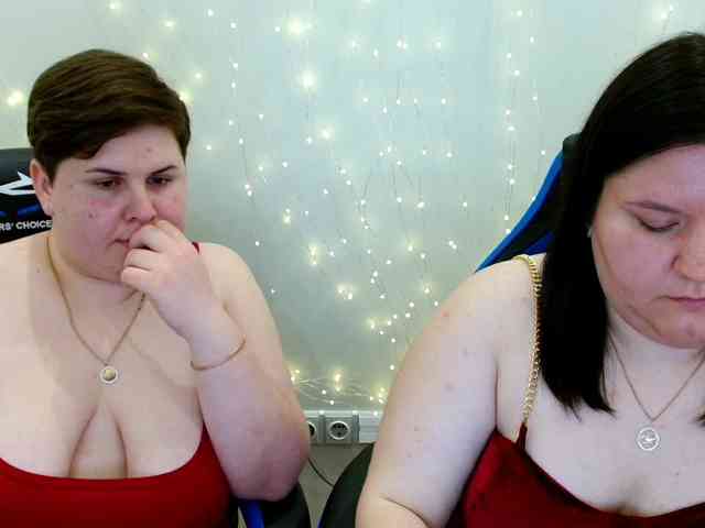 BeckyAndEllen webcam