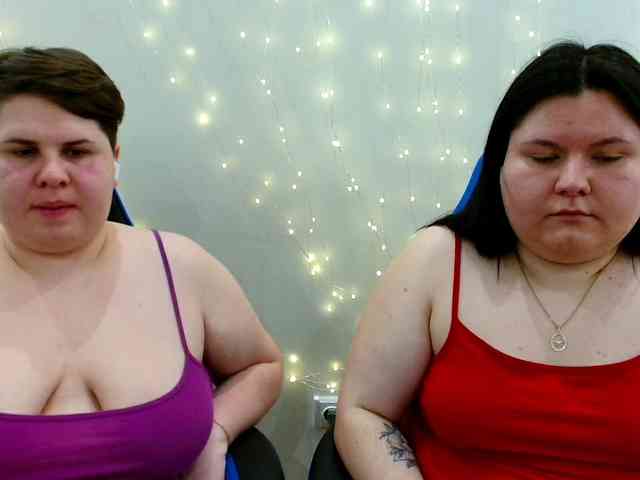 BeckyAndEllen webcam