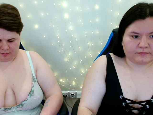 BeckyAndEllen webcam