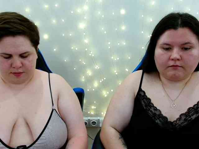 BeckyAndEllen webcam