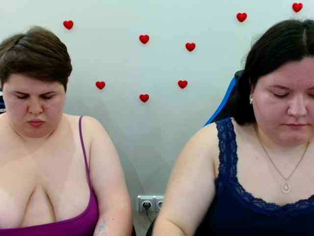 BeckyAndEllen webcam