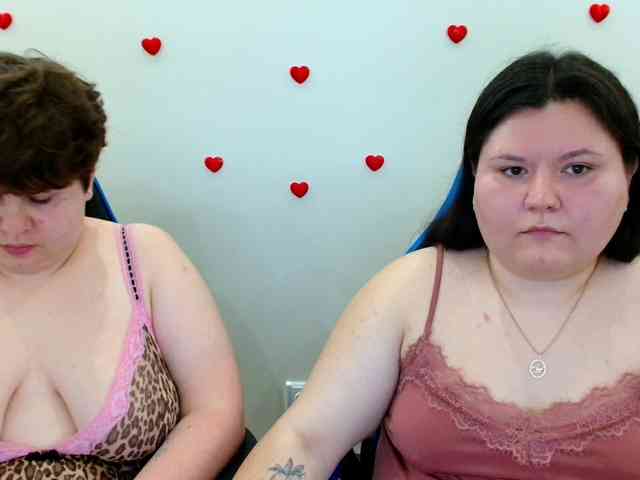 Model: BeckyAndEllen