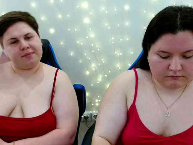 BeckyAndEllen webcam