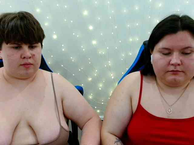BeckyAndEllen webcam