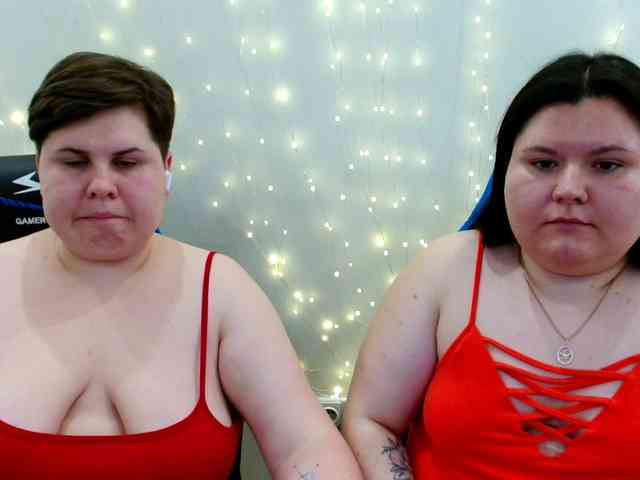 BeckyAndEllen webcam