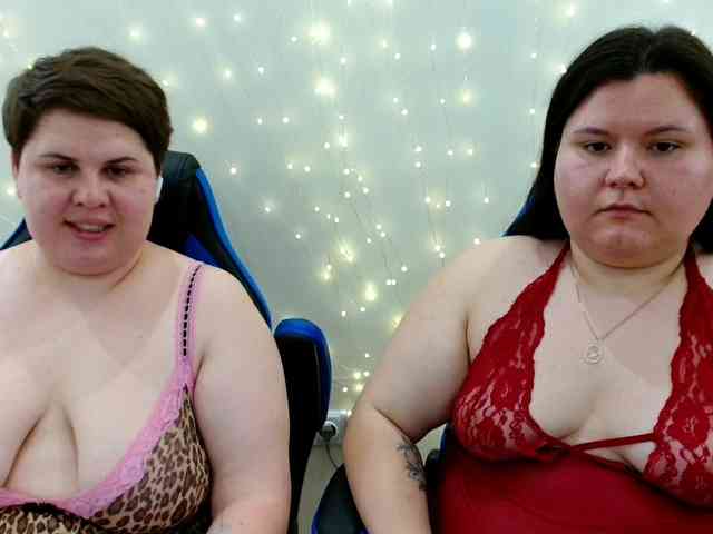 BeckyAndEllen webcam