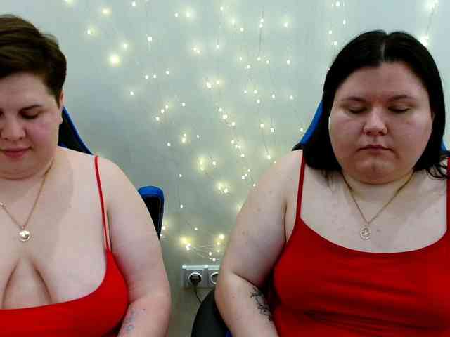 BeckyAndEllen webcam