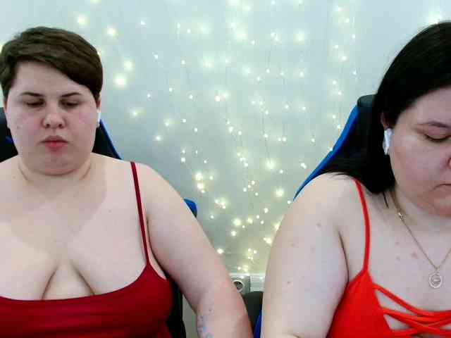 BeckyAndEllen webcam
