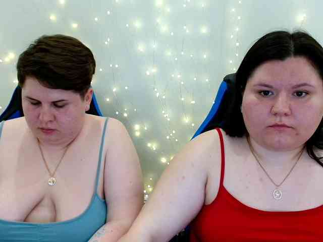 BeckyAndEllen webcam