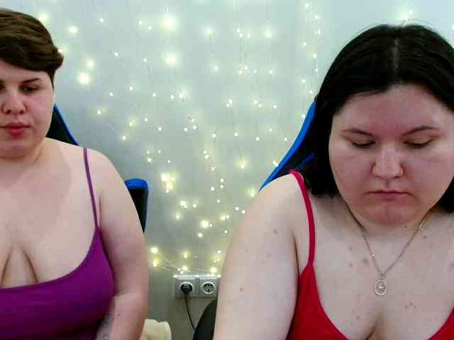 BeckyAndEllen webcam