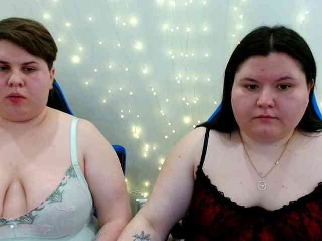 BeckyAndEllen webcam