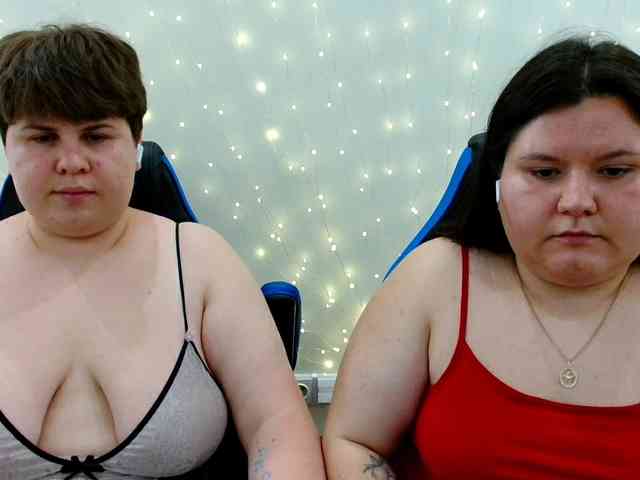 BeckyAndEllen webcam