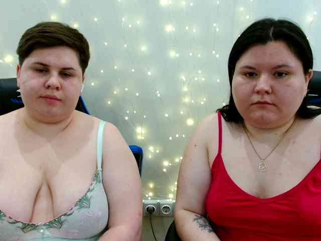 BeckyAndEllen webcam