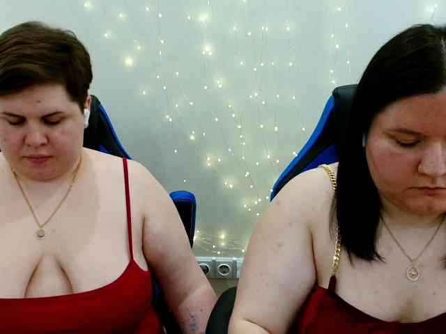 BeckyAndEllen webcam
