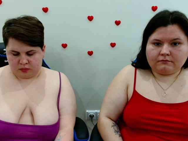 Model: BeckyAndEllen