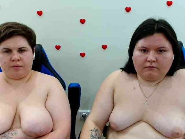 BeckyAndEllen webcam