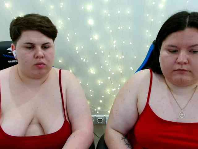 BeckyAndEllen webcam