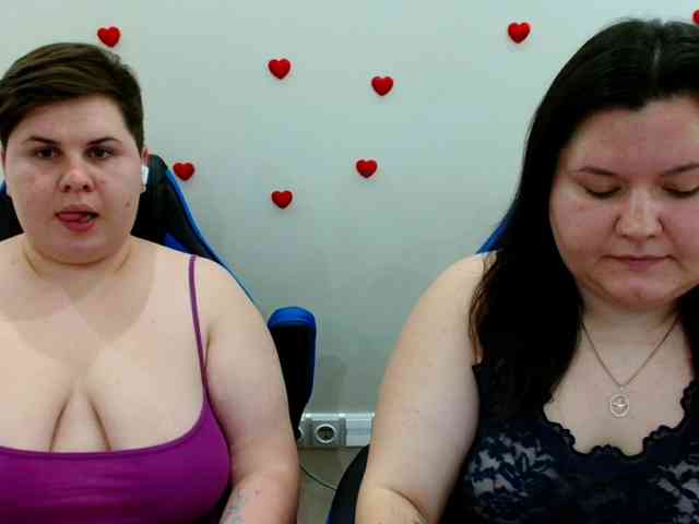 BeckyAndEllen webcam